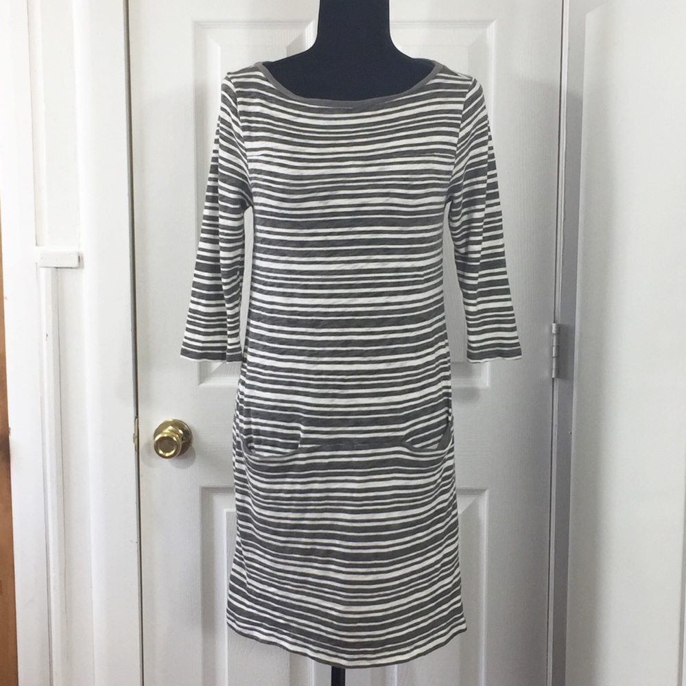 GAP | 3/4 Sleeve Striped Dress | Gray & White